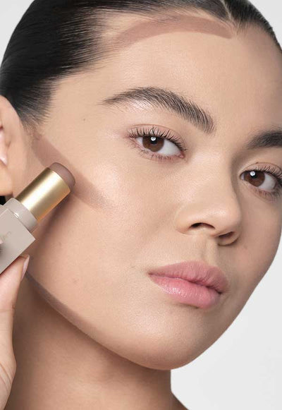 Before & After Using Smooth Blur Contour Stick in Shadow