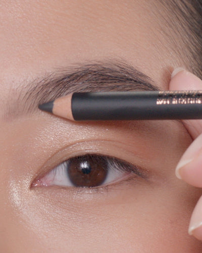 Applying Perfect Brow Pencil in Granite