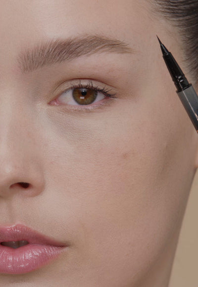 How To Use: MicroStroke Brow Pen in Taupe