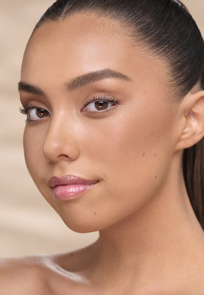 Get The Look: Using Smooth Blur Bronzer in Golden Beach Glow
