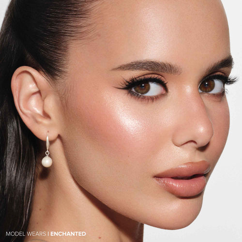 Enchanted | Glow Seeker Highlighter On Model