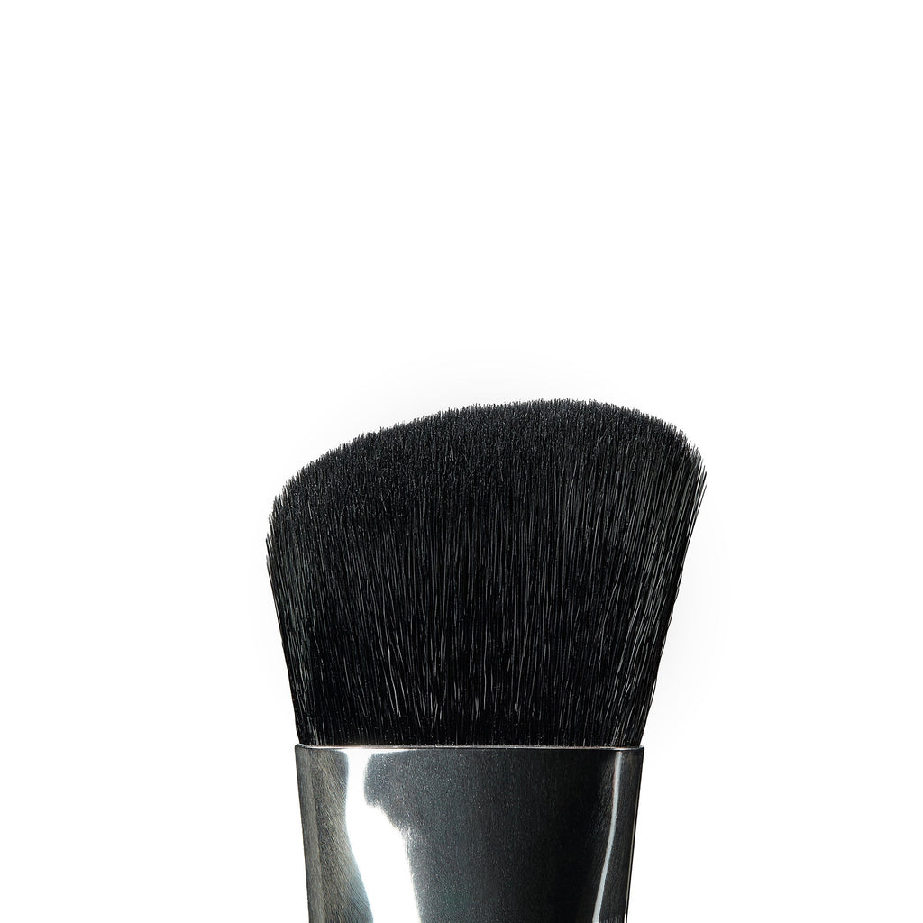 A18 Brush